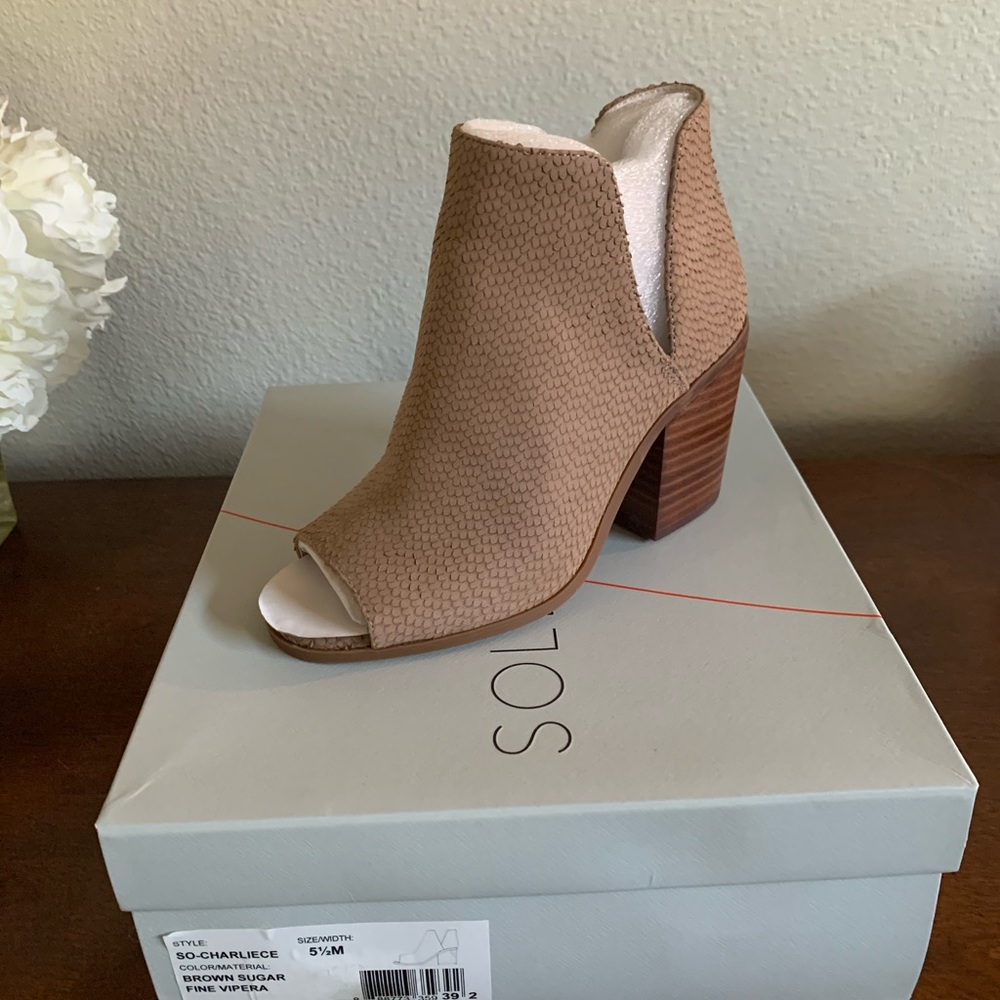 Sole Society - Tan Booties